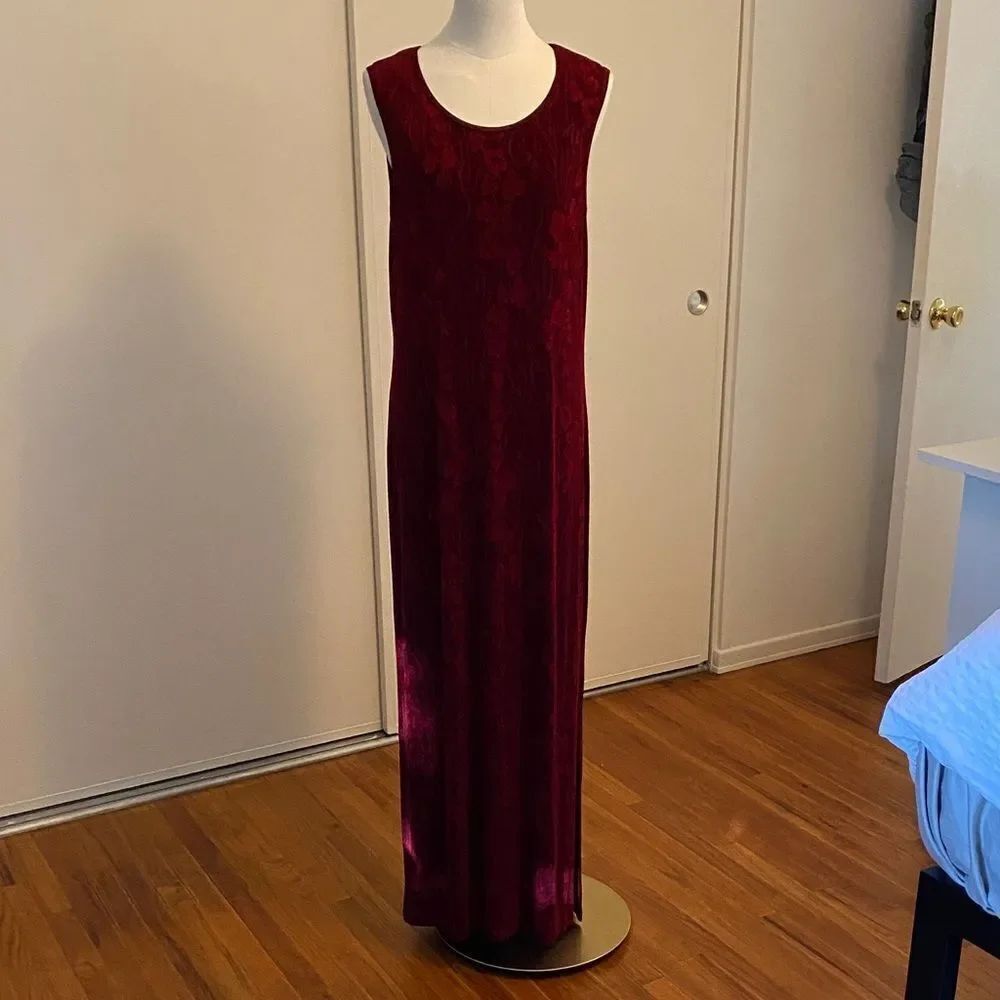 Vintage 90's Coldwater Creek Burgundy Maxi Dress with Leaf Print Size Medium - Picture 2 of 14